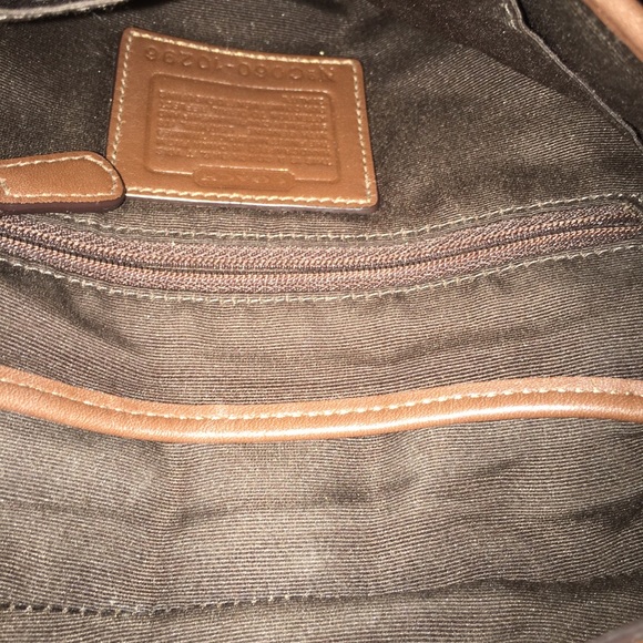 Coach Signature Logo Purse Brown Tan Snap Closure - Picture 5 of 8
